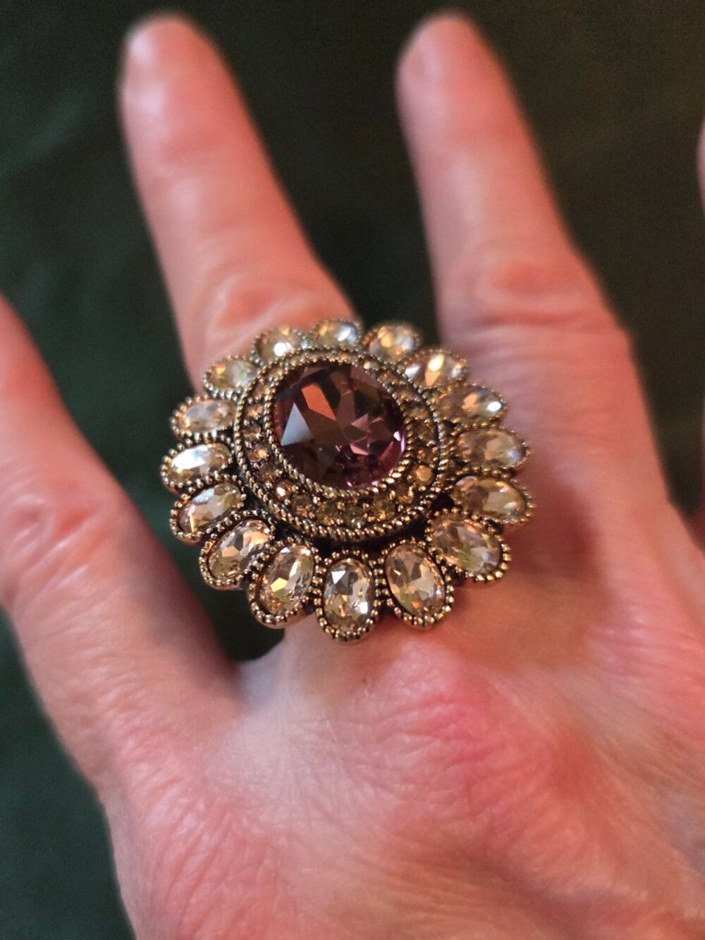 Stunning Heidi Daus cocktail ring, size 7 - Picture 6 of 12
